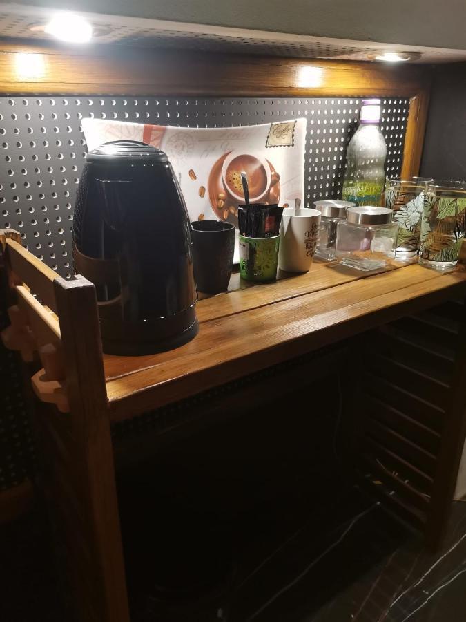 Studio Apartman Black & White Centar Sarajevo Free Parking المظهر الخارجي الصورة